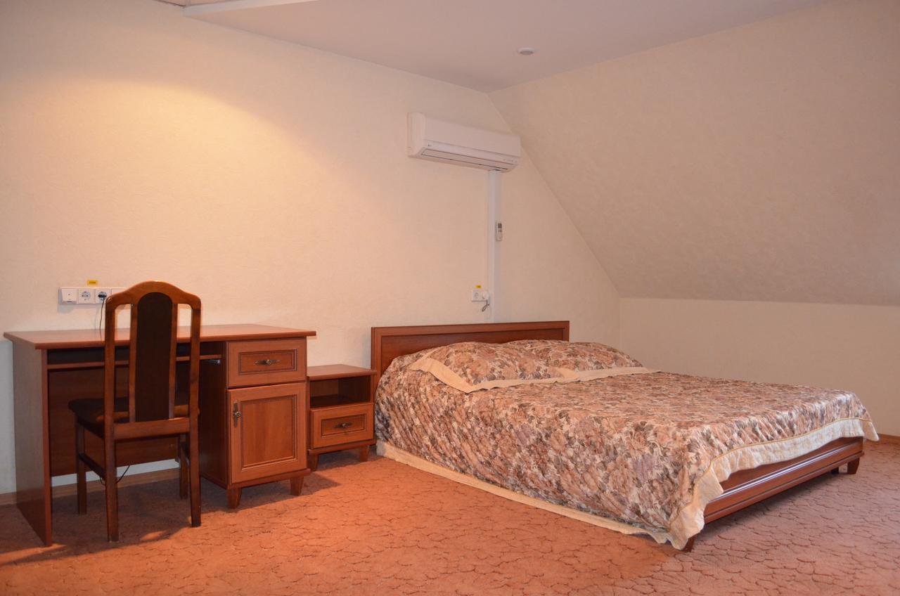 Kozatska Zastava Motel Kropyvnytskyi Exterior photo