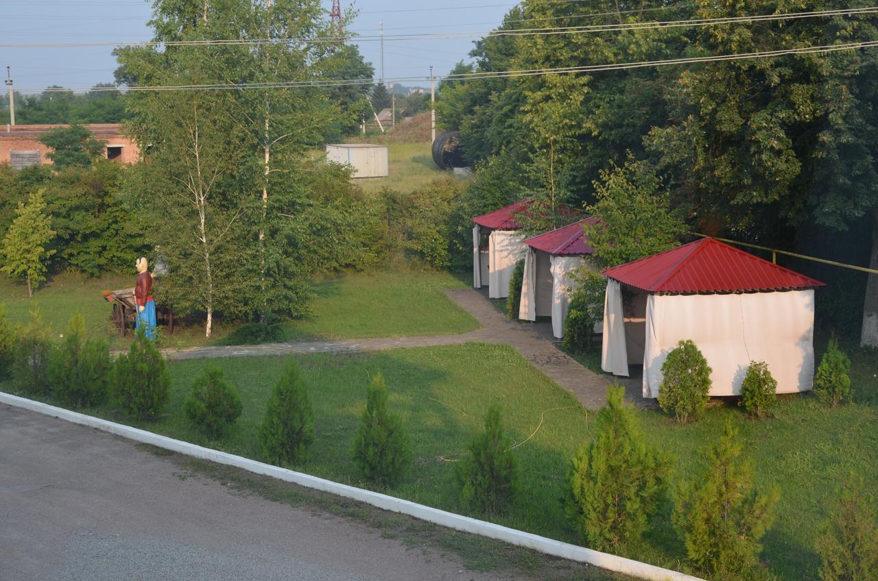 Kozatska Zastava Motel Kropyvnytskyi Exterior photo